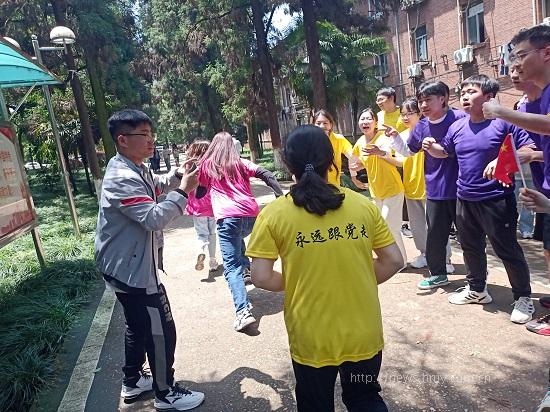 湖南工程学院:心向党 奋力跑2.jpg 湖南工程学院:心向党 奋力跑2.jpg